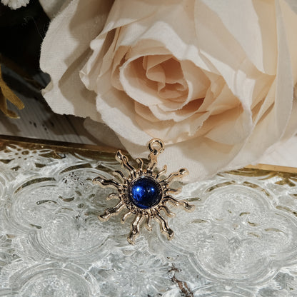 Vintage Baroque Sun Pendant （27*30mm）