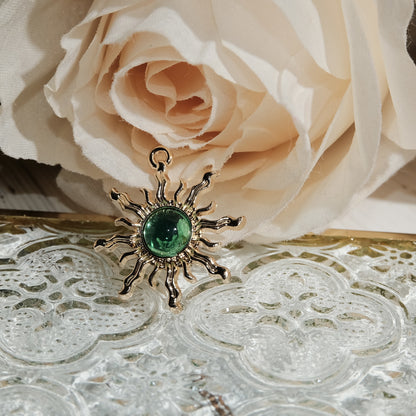 Vintage Baroque Sun Pendant （27*30mm）